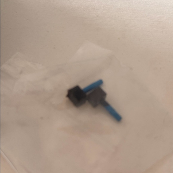 Balenciaga scarpa  Black and Silver Patent Pointed-Toe Stiletto Pumps 37 1/2 - Picture 9 of 9